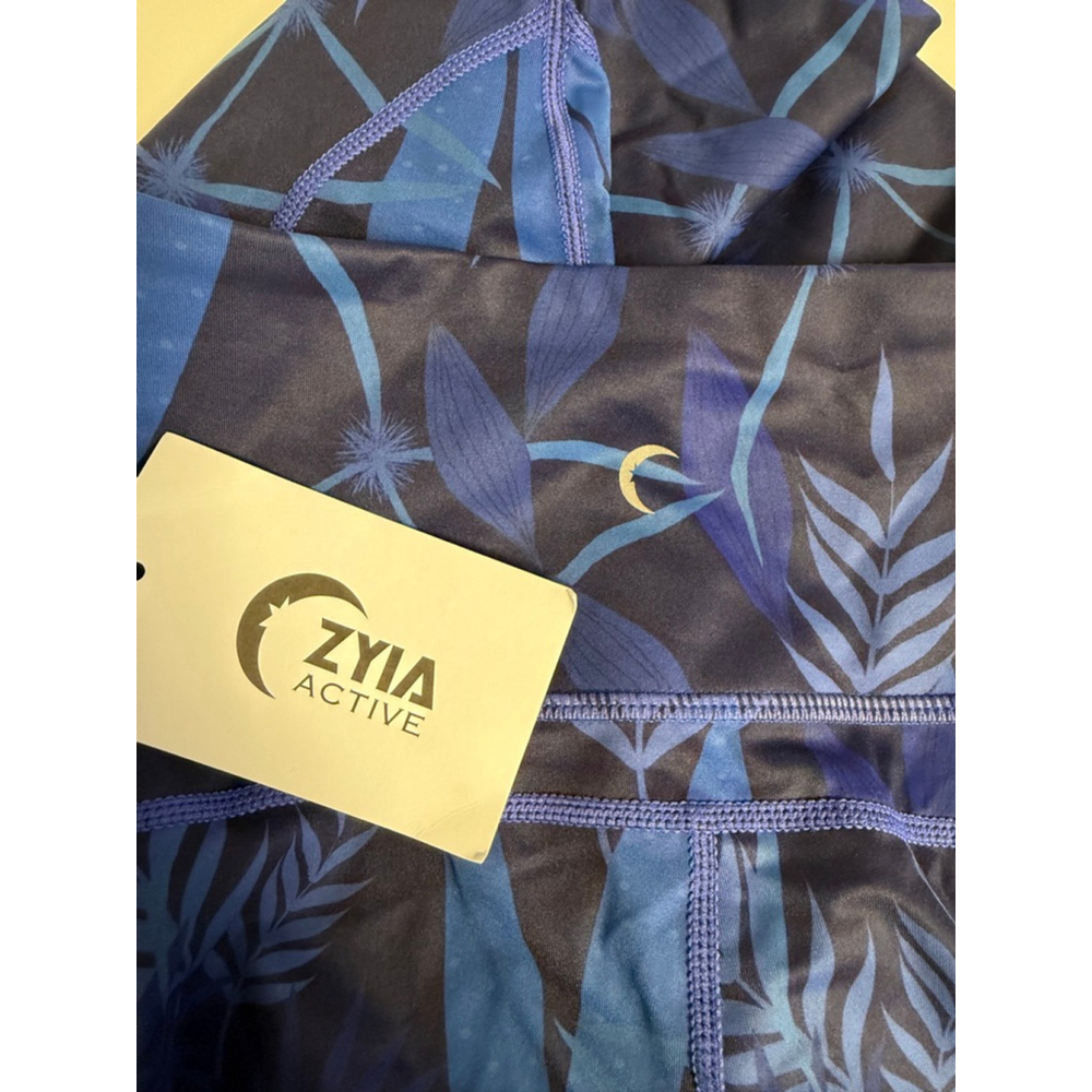 Women's ZYIA ACTIVE Blue Navy Tropical Print Hi-Rise Capri Leggings SZ 6-8 New - Picture 14 of 16